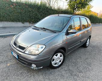 Renault Scenic Megane Evol. 1.6 16V Cat Sport Way