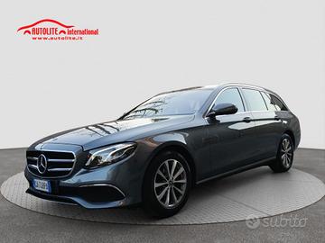 MERCEDES-BENZ E 220 d S.W. 4Matic Auto Business