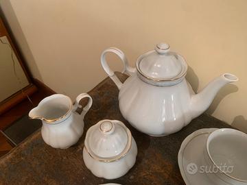 Servizio da tea da 12 Apulum in porcellana