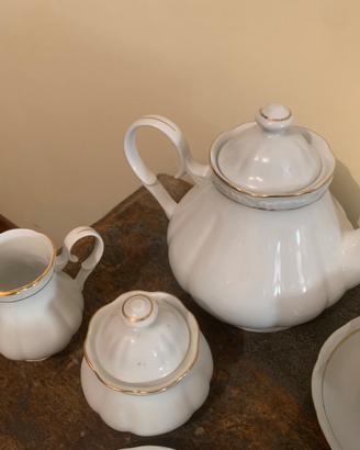Servizio da tea da 12 Apulum in porcellana