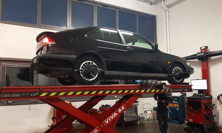 Saab 900 hatchback anno 1996