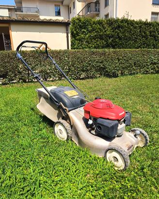 Tagliaerba Honda gcv 135