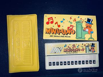 MINI PIANO SONG BOOK