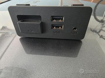PRESA AUX/ USB MAZDA CX5 