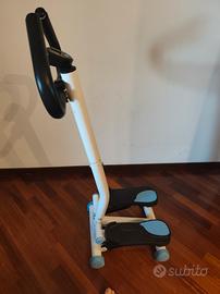 stepper con manubrio e display