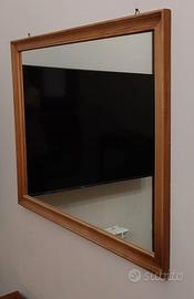 specchio da parete con cornice in legno