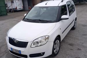 SKODA Roomster 1.4 16V Scout GPLine senza nessun