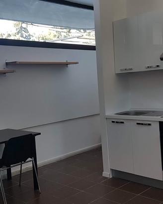 bilocale casalecchio  700 euro