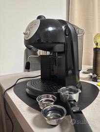 macchina del caffe deLonghi