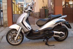 Piaggio Beverly 400 i.e. Tourer
