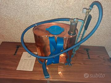 pompa irroratrice Bertani in rame a zaino 