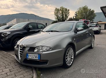 ALFA ROMEO GT 1.9 JTDM 16V Distinctive