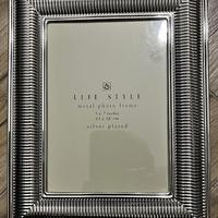 Cornice argento placcato