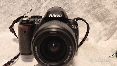 Nikon D40 + 18–55mm + Borsa