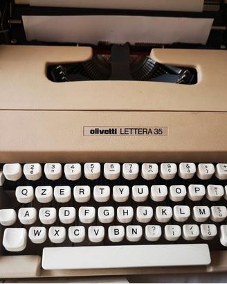 macchina da scrivere Olivetti mod. lettera 35