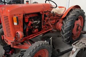 Trattore fiat 25 R del 1955