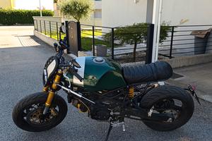 Ducati Monster 900