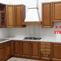 Cucina classica in legno di esposizione