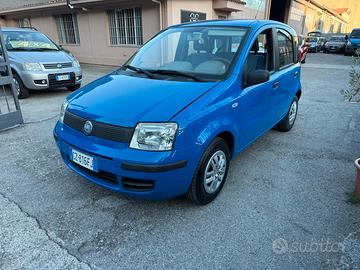 Fiat PANDA BENZINA POCHI KM