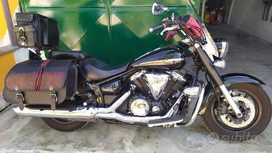 Yamaha XVS 1300 midnight star