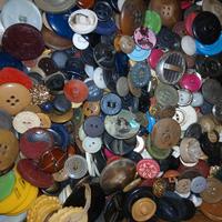 Lotto Bottoni Vintage Misti – Stock al KG