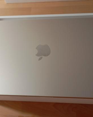 Macbook air M2 