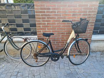 Bici da citta donna con cestino
