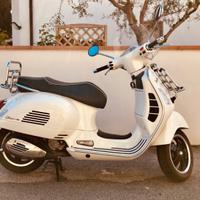 Piaggio Vespa 300 GTS - 2016