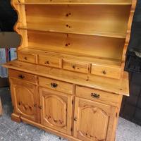 Credenza in legno naturale da appendere a muro