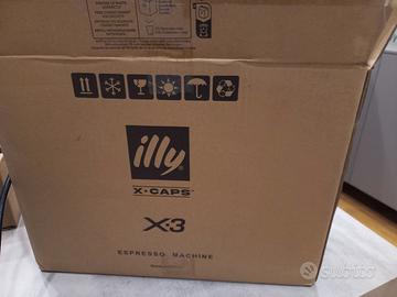 Macchinetta caffè capsule Illy X3 Caps