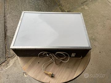 visori e tavoli luminosi per diapositive