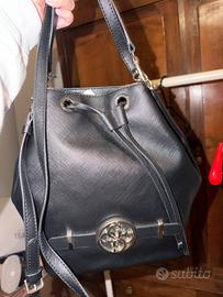 Borsa a secchiello guess