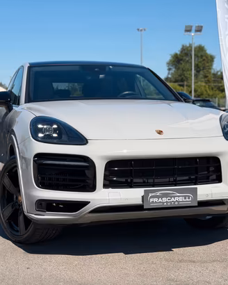 Porsche Cayenne Coupé 3.0 V6 E-Hybrid/scarico/pano