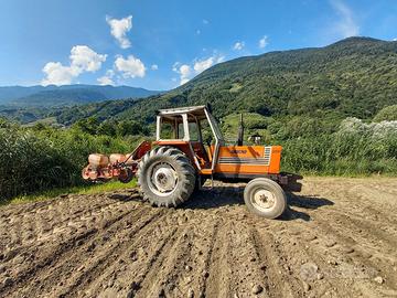 TRATTORE FIAT 880