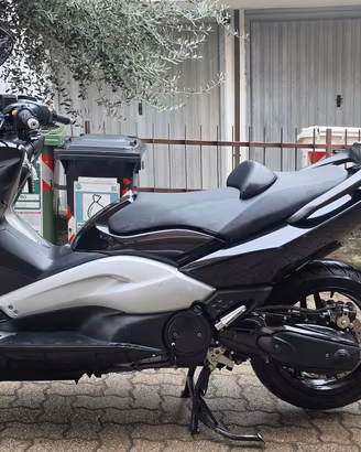Yamaha Tmax 500
