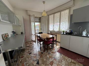 Rif.9182RA85586| appartamento quadrilocale