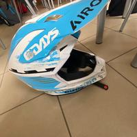 casco airoh azzurro