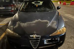 Auto alfa romeo 147