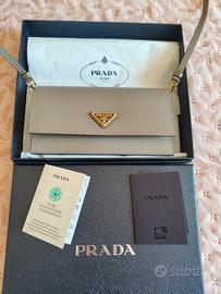 Prada mini borsa