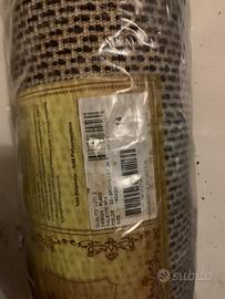 Tappeto marrone pelo lungo