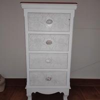 Comodino 4 cassetti stile shabby