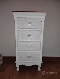 Comodino 4 cassetti stile shabby