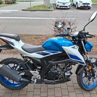 Moto Suzuki GSX - S 125