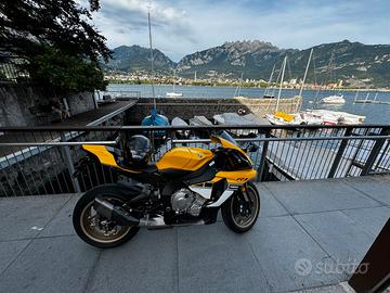 Yamaha R1 60'anniversario