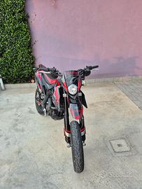 Aprilia sx 125 4T