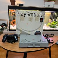 PlayStation 1 fat SCPH-1002 boxata + omaggi