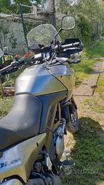 moto suzuki wstrom 650