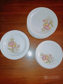 set di piatti 