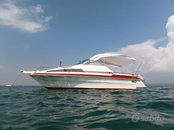 Motoscafo norvegese Skibsplast 670VS