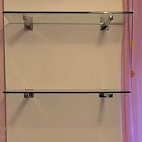 Pannello laminato con mensole per negozio